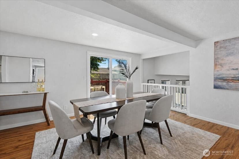 Property photo for 8109 15th Avenue SW, Seattle photo 6