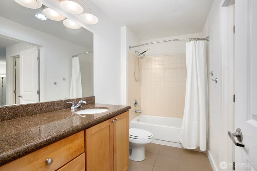 Property photo for 1311 12th Avenue S #B203, Seattle photo 20