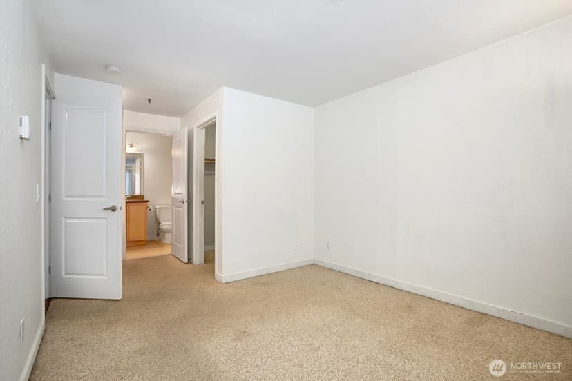 Property photo for 1311 12th Avenue S #B203, Seattle photo 15
