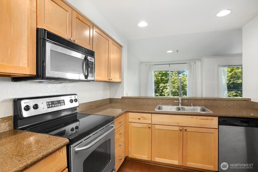 Property photo for 1311 12th Avenue S #B203, Seattle photo 12
