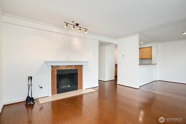 Property photo for 1311 12th Avenue S #B203, Seattle photo 5