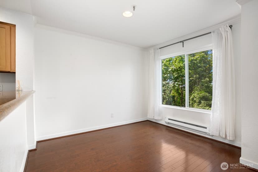 Property photo for 1311 12th Avenue S #B203, Seattle photo 9