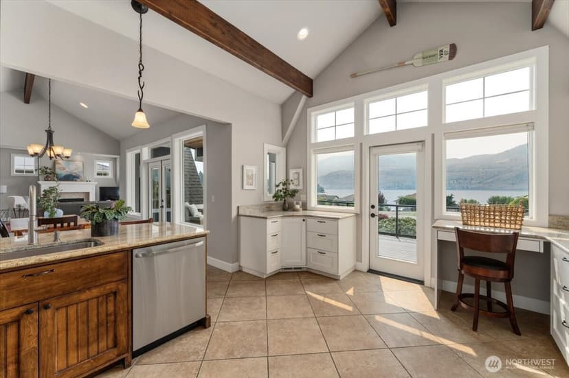 Property photo for 135 N Shore Drive, Chelan photo 16