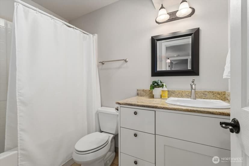 Property photo for 135 N Shore Drive, Chelan photo 32