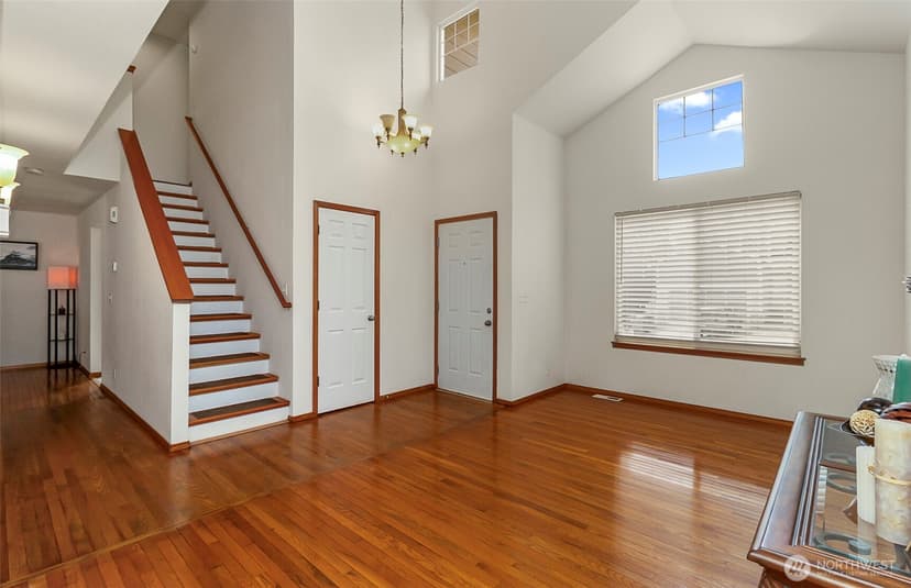 Property photo for 25 166th Place SE, Mill Creek photo 8