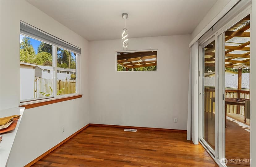 Property photo for 25 166th Place SE, Mill Creek photo 17