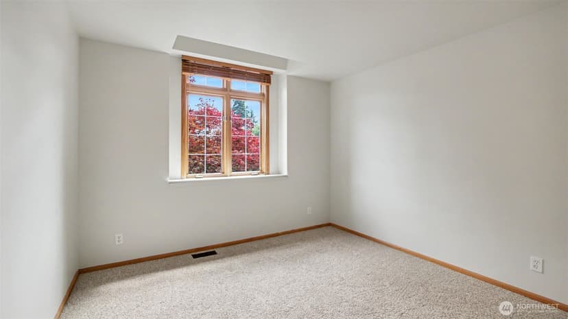 Property photo for 10711 177th Court NE, Redmond photo 27