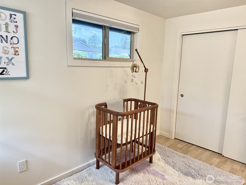 Property photo for 220 Sixth Street, Langley photo 19