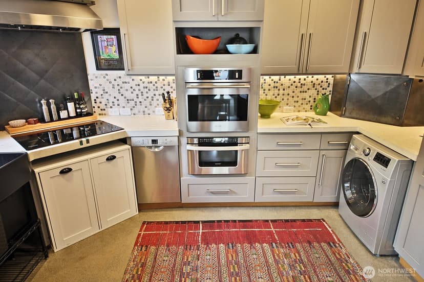Property photo for 130 5th Street #A101, Langley photo 7