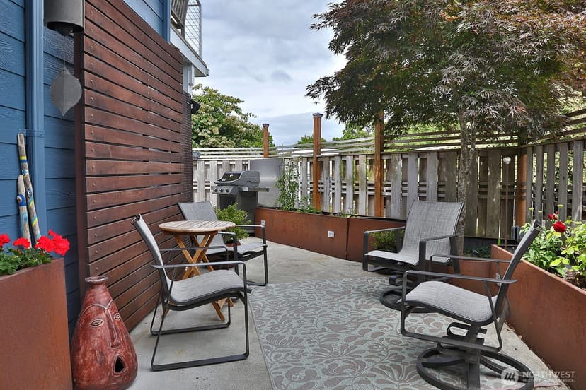 Property photo for 130 5th Street #A101, Langley photo 24