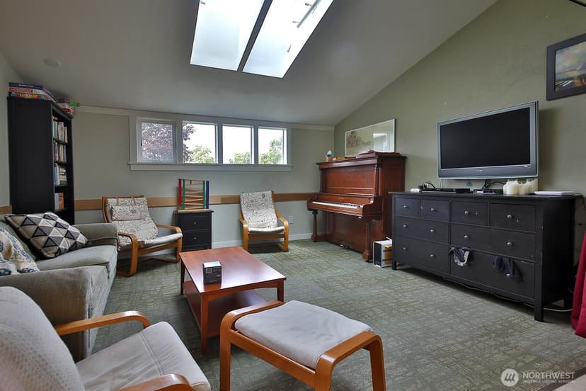 Property photo for 130 5th Street #A101, Langley photo 32