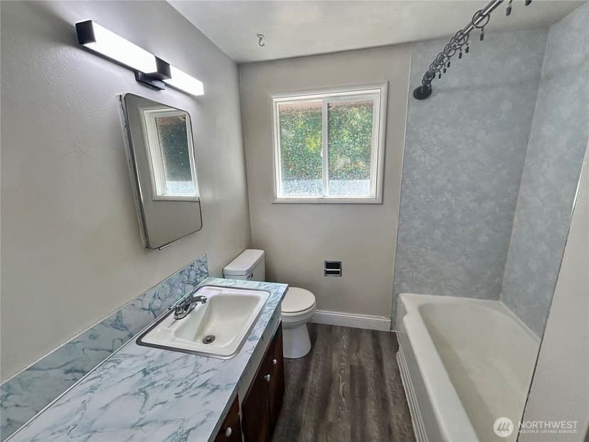 Property photo for 11717 83rd Avenue SW, Lakewood photo 15