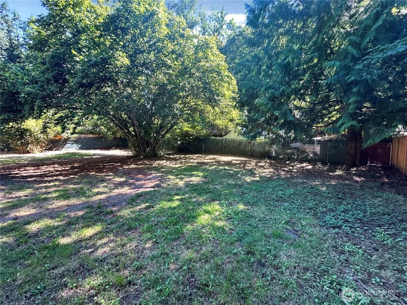 Property photo for 11717 83rd Avenue SW, Lakewood photo 25