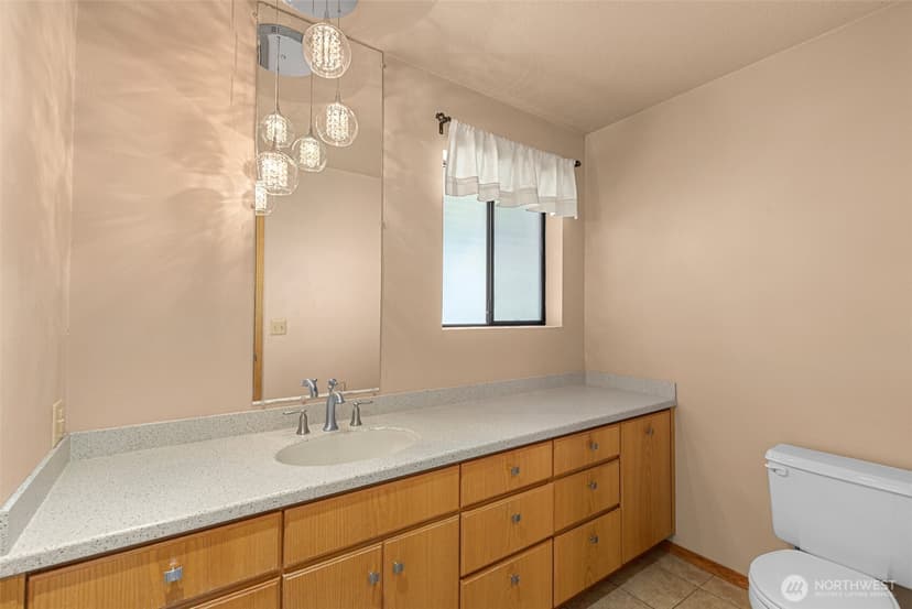 Property photo for 137 W Center Street, Leavenworth photo 19