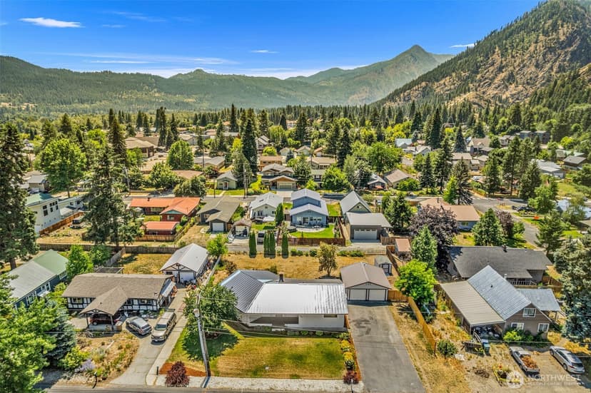 Property photo for 137 W Center Street, Leavenworth photo 30