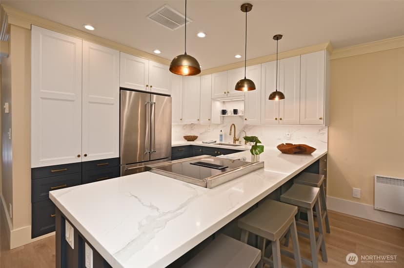 Property photo for 5858 NE Parkpoint Drive #F-203, Seattle photo 6