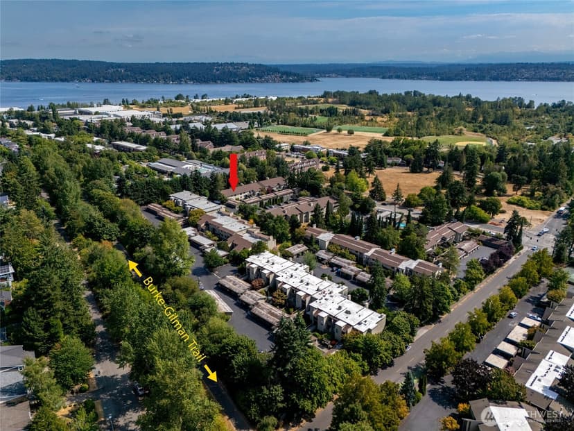 Property photo for 5858 NE Parkpoint Drive #F-203, Seattle photo 25