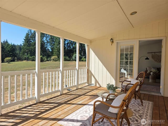 Property photo for 16010 109th Avenue SW, Vashon