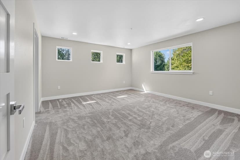 Property photo for 9614 48th Drive NE, Marysville photo 25