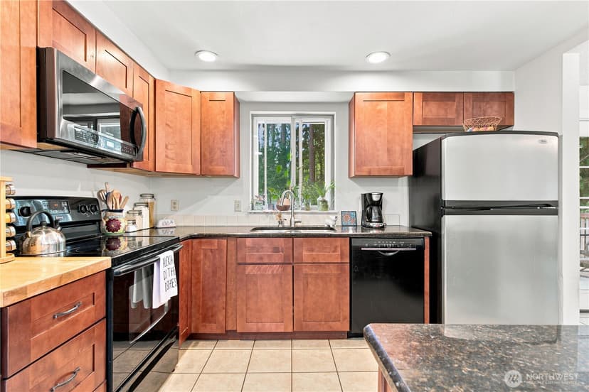 Property photo for 3366 SE Summer Place, Port Orchard photo 12