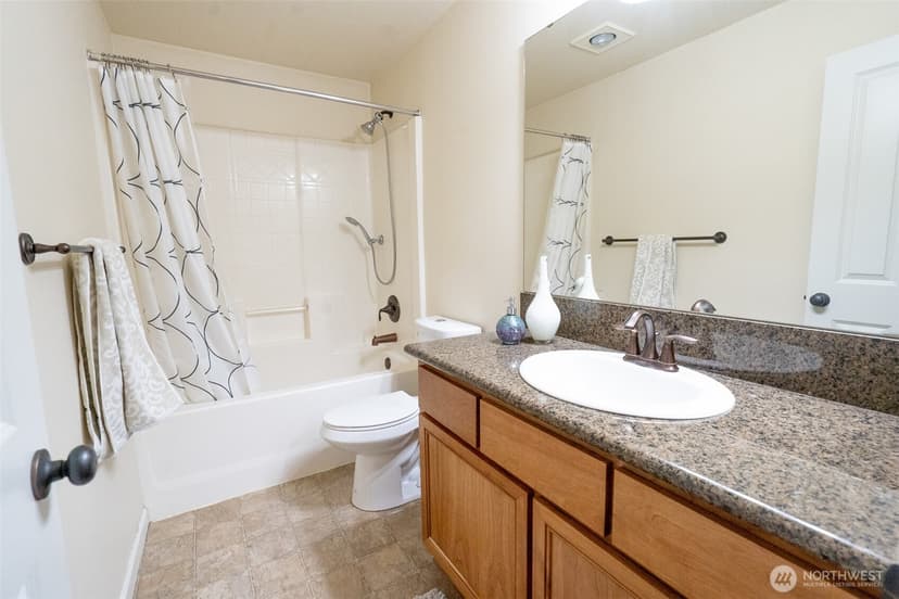 Property photo for 10727 SE 242nd Street #C1, Kent photo 18