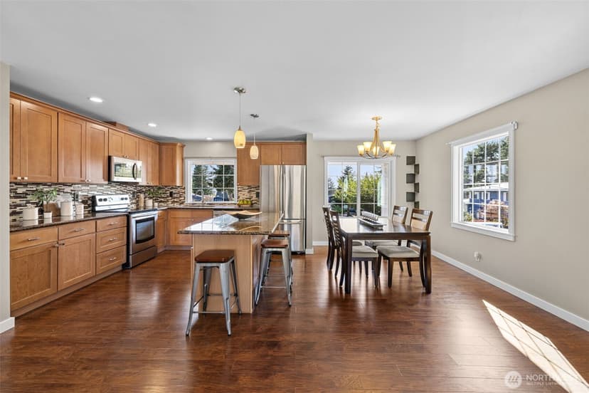 Property photo for 21020 98th Avenue S, Kent photo 6