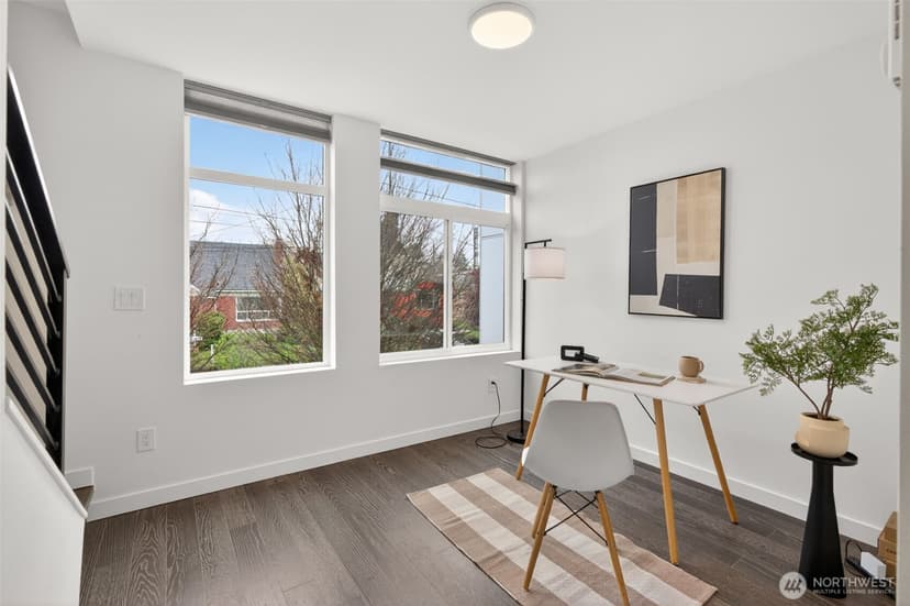 Property photo for 945 NW 56th Street, Seattle photo 12