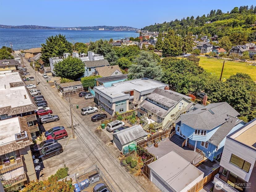 Property photo for 2763 59th Avenue SW, Seattle photo 38