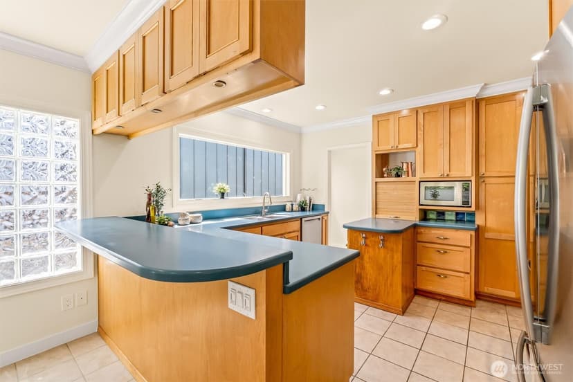 Property photo for 2763 59th Avenue SW, Seattle photo 10
