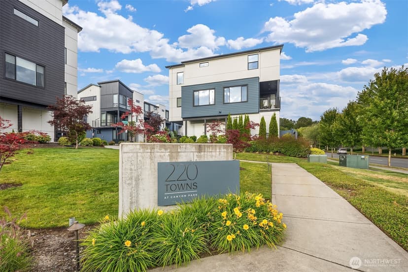 Property photo for 21708 24th Avenue SE #B, Bothell photo 34