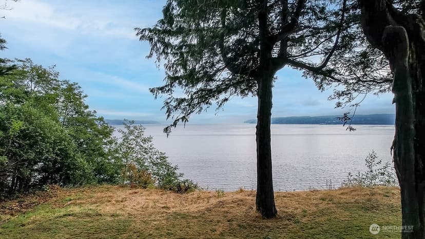 Property photo for 8 W Gedney Way, Hat Island photo 29