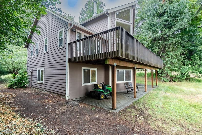 Property photo for 8 W Gedney Way, Hat Island photo 36