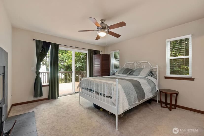 Property photo for 8 W Gedney Way, Hat Island photo 20