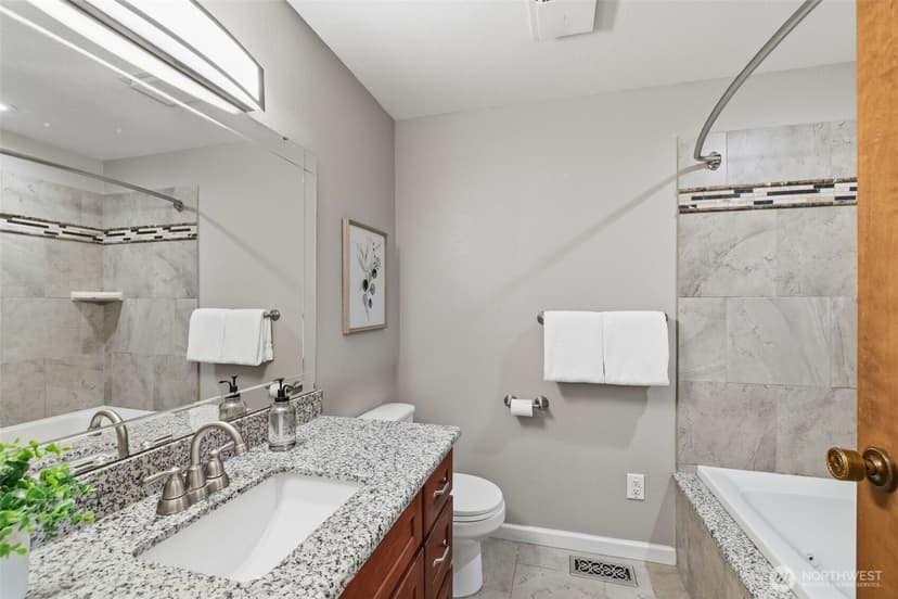 Property photo for 5008 65th Avenue W, University Place photo 21