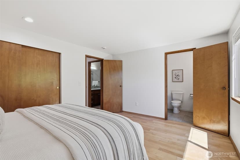 Property photo for 5008 65th Avenue W, University Place photo 17