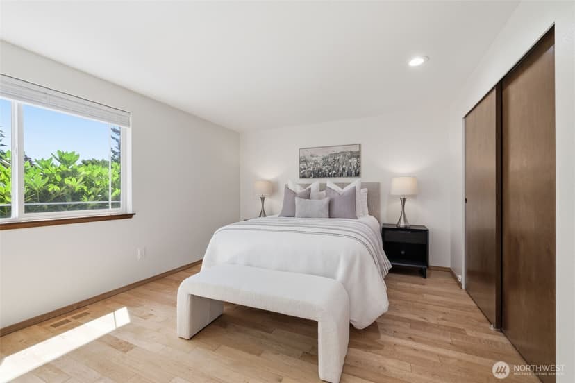 Property photo for 5008 65th Avenue W, University Place photo 16