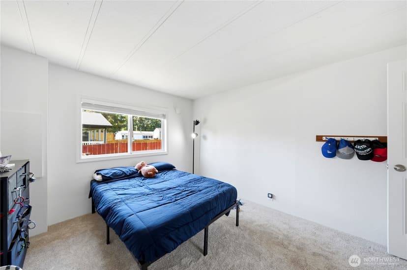 Property photo for 516 Beach Drive, Snohomish photo 19