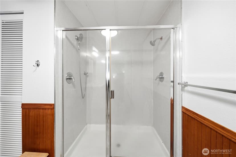 Property photo for 516 Beach Drive, Snohomish photo 18