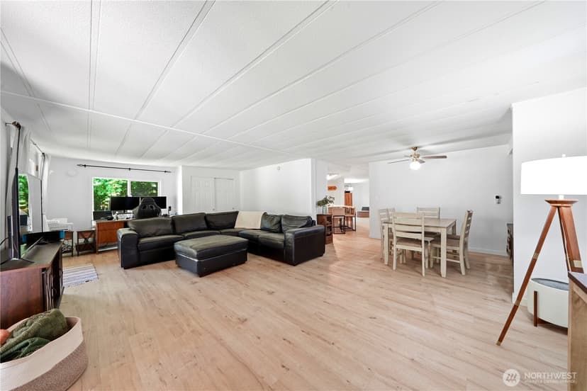 Property photo for 516 Beach Drive, Snohomish photo 13