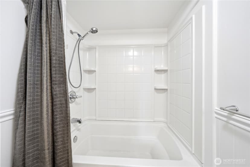 Property photo for 516 Beach Drive, Snohomish photo 22