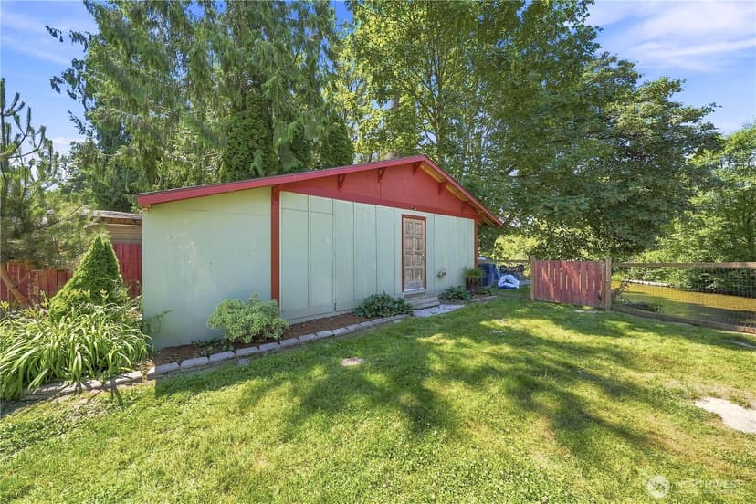Property photo for 516 Beach Drive, Snohomish photo 34