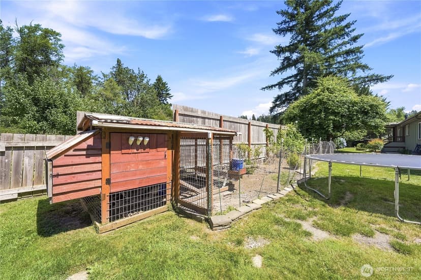 Property photo for 516 Beach Drive, Snohomish photo 31