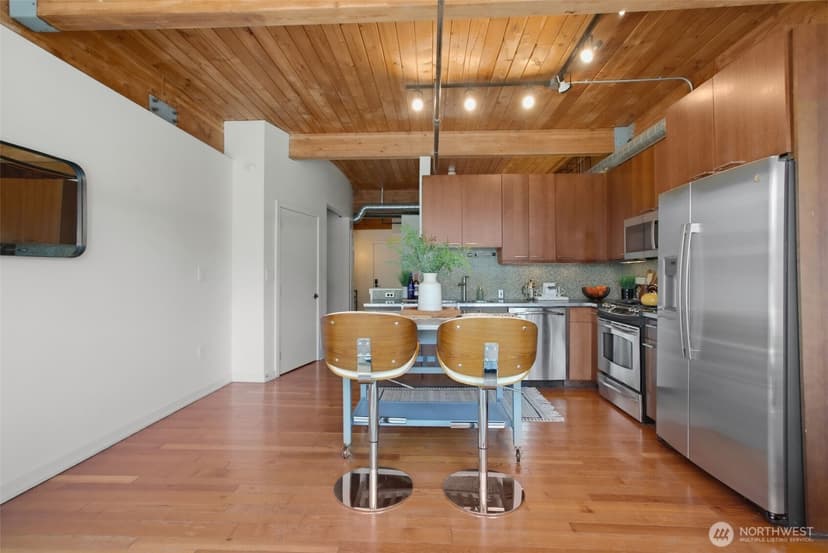 Property photo for 1408 12th Avenue #310, Seattle photo 12
