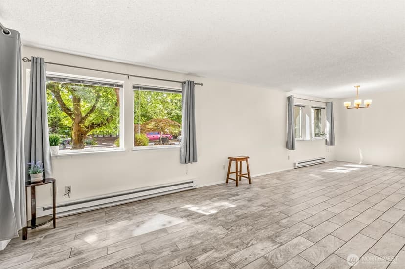 Property photo for 5912 California Avenue SW #102, Seattle photo 3
