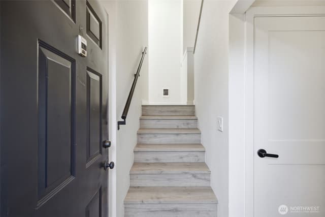 Property photo for 8800 20th Avenue NE #B202, Seattle photo 4
