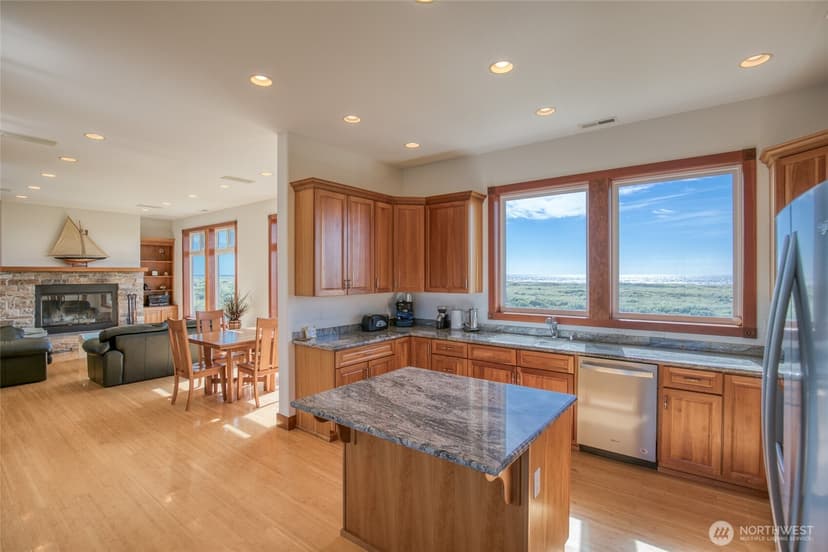 Property photo for 126 Dunes Lane, Ocean City photo 15