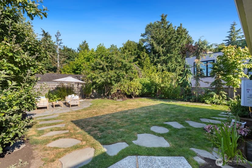 Property photo for 3848 29th Avenue W, Seattle photo 27