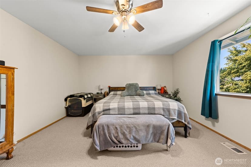 Property photo for 11321 172nd Street E, Puyallup photo 14