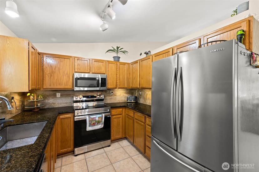 Property photo for 11321 172nd Street E, Puyallup photo 7