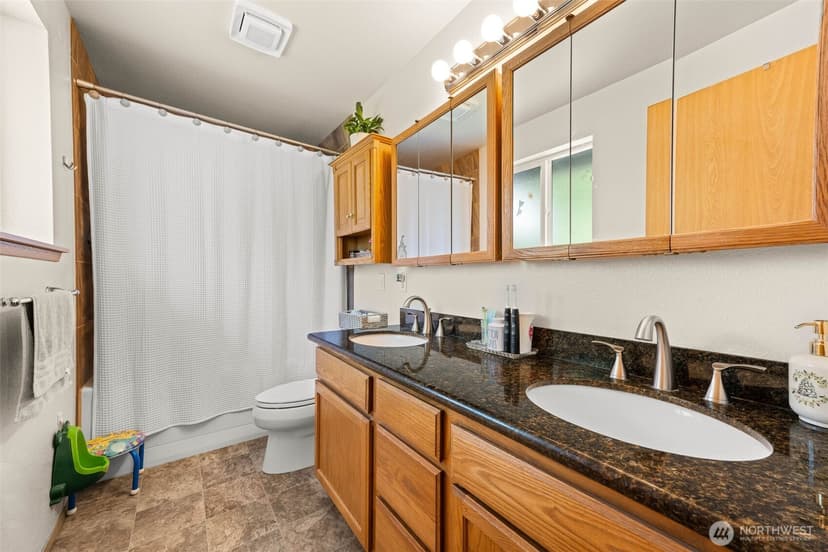 Property photo for 11321 172nd Street E, Puyallup photo 11